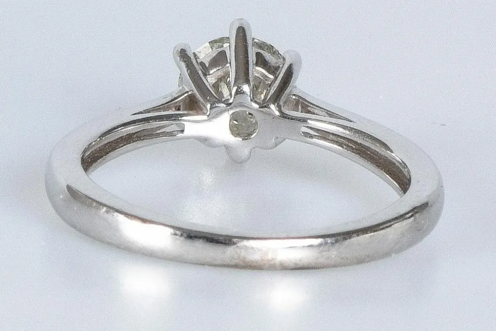Bague solitaire Or blanc Diamant