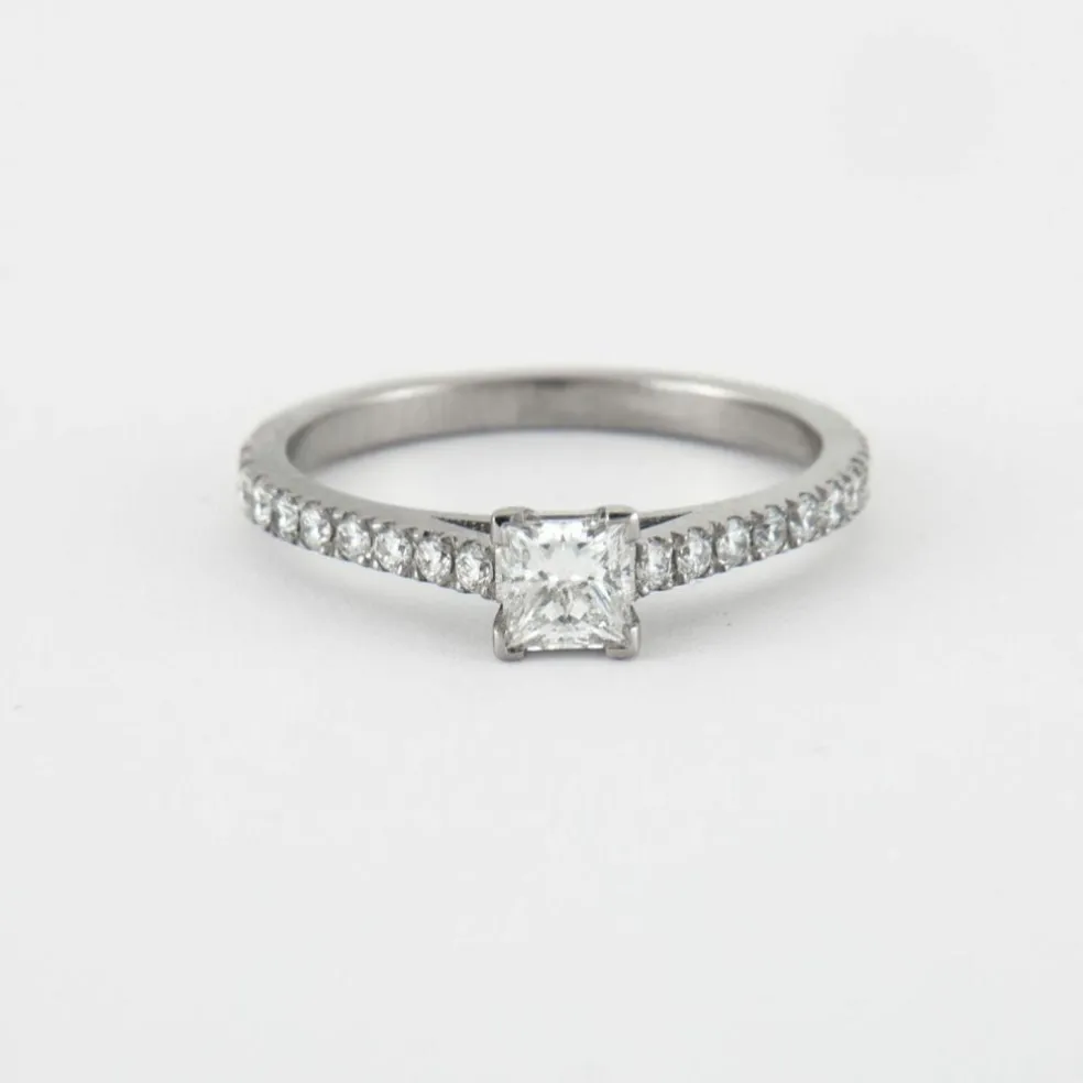 Bague Solitaire Or blanc Diamants