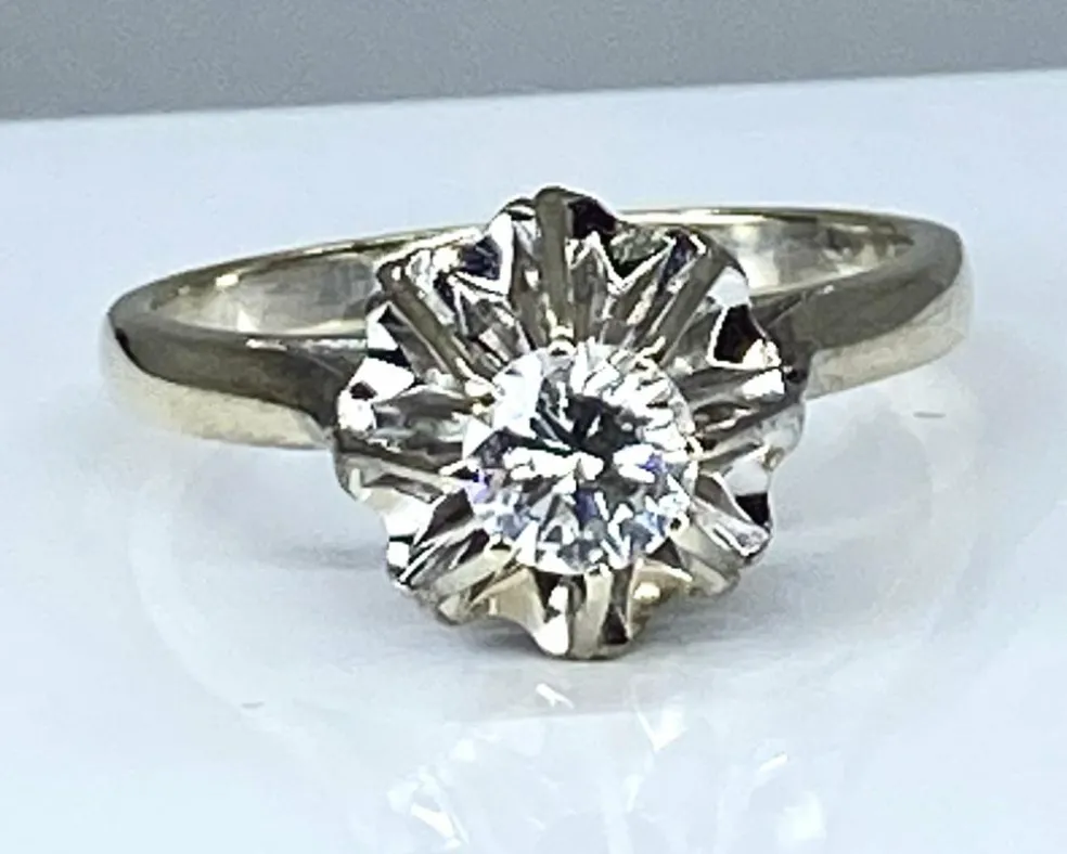 Bague solitaire or blanc diamant 0.40ct