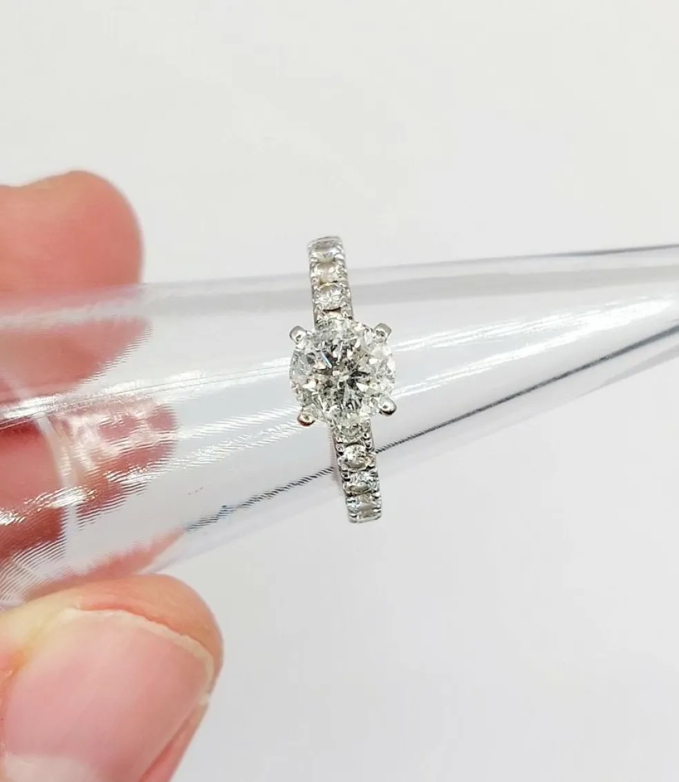 Bague solitaire or blanc diamant de 1,15 carat - certificat