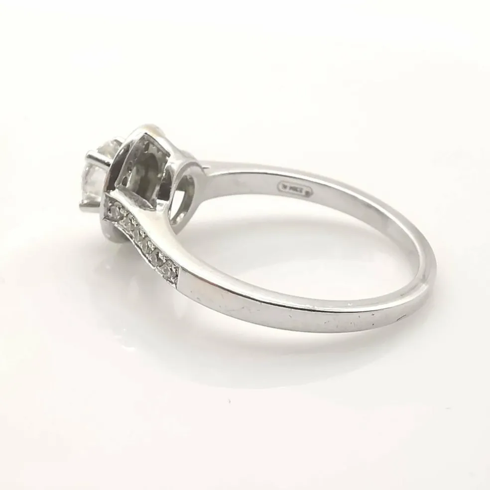 Bague solitaire or diamants