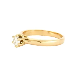 Bague solitaire or et diamants