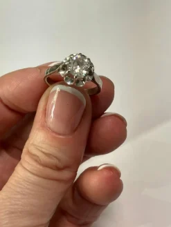 Bague solitaire or gris