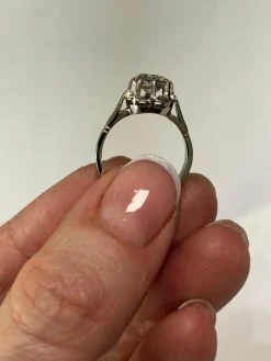Bague solitaire or gris