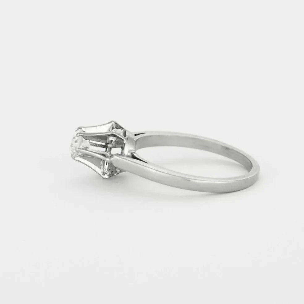 Bague solitaire or gris et diamants