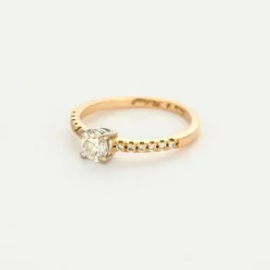 Bague solitaire or jaune et diamants
