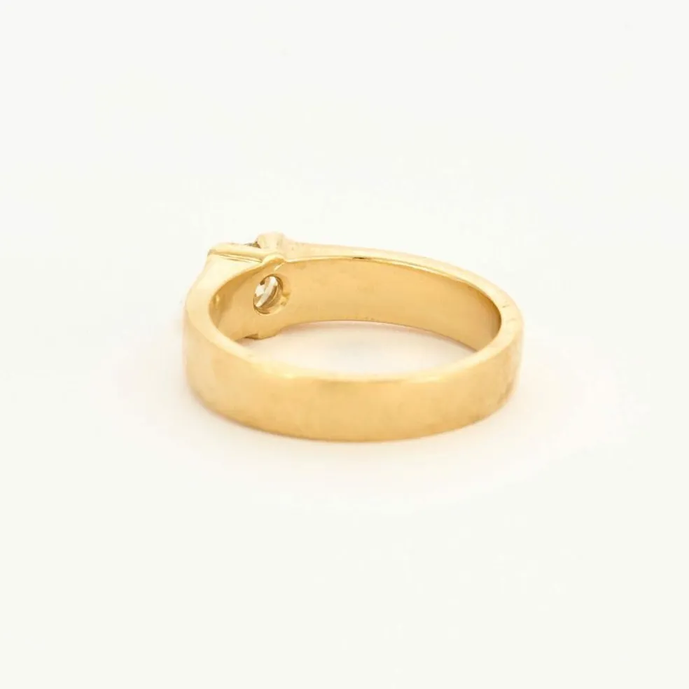 Bague solitaire or jaune et diamant