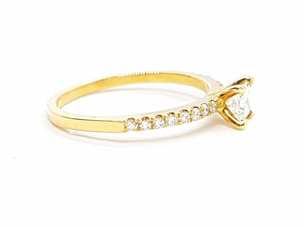 Bague Solitaire Or jaune Diamant