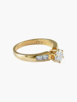 BAGUE SOLITAIRE OR JAUNE ET DIAMANTS