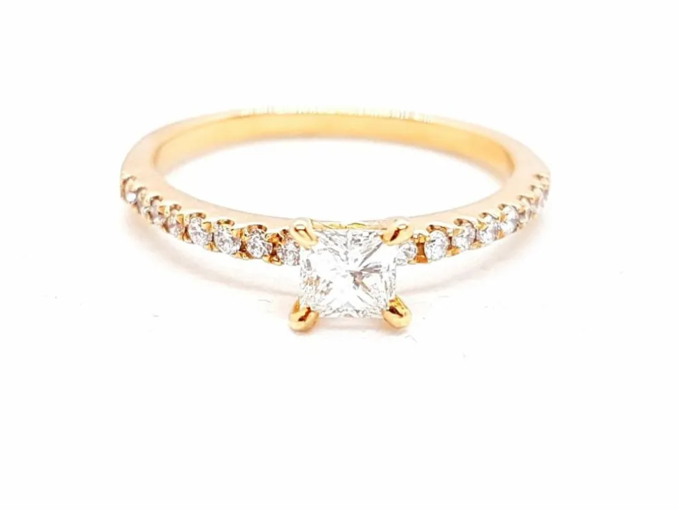 Bague Solitaire Or rose Diamant