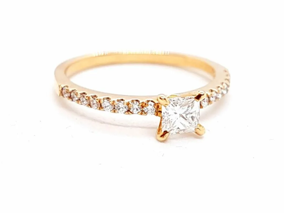 Bague Solitaire Or rose Diamant