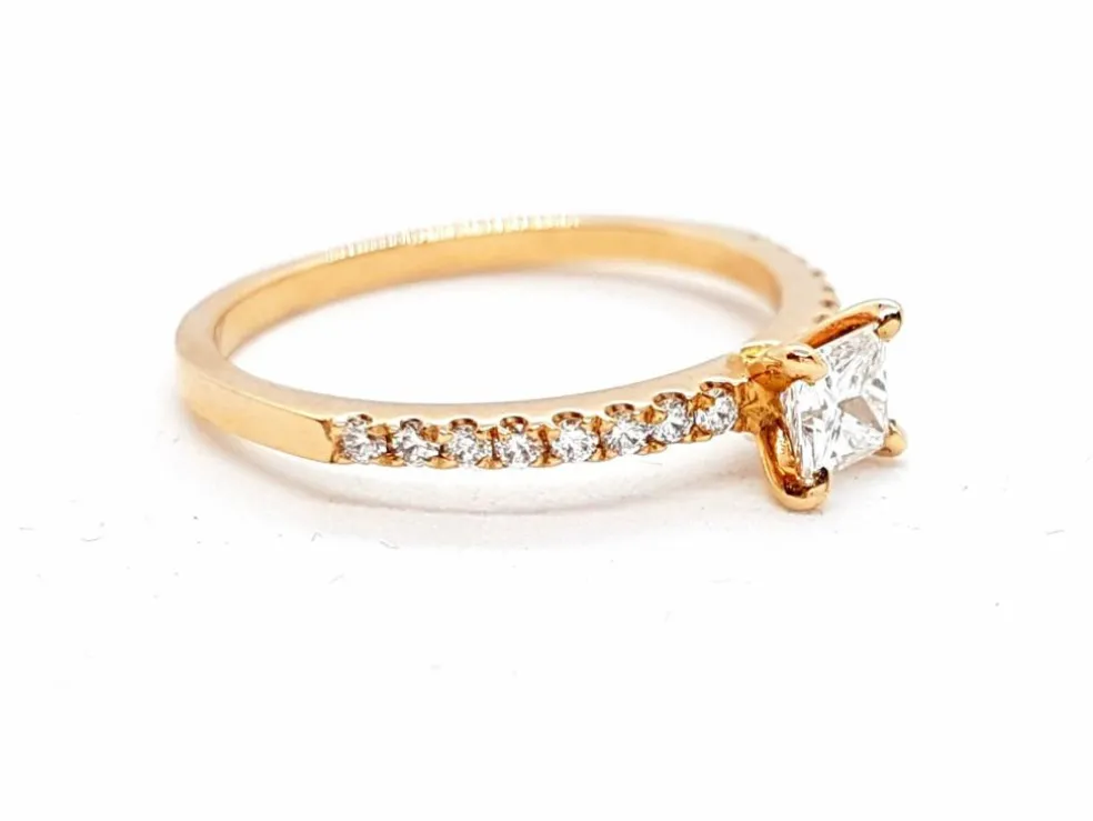 Bague Solitaire Or rose Diamant
