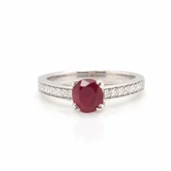 Bague solitaire rubis diamants en or blanc