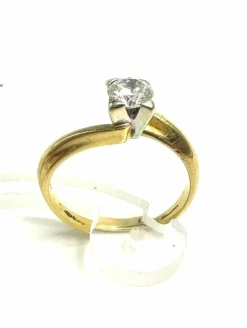 Bague solitaire Salvini en or jaune et diamant