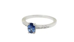 Bague solitaire saphir et diamants