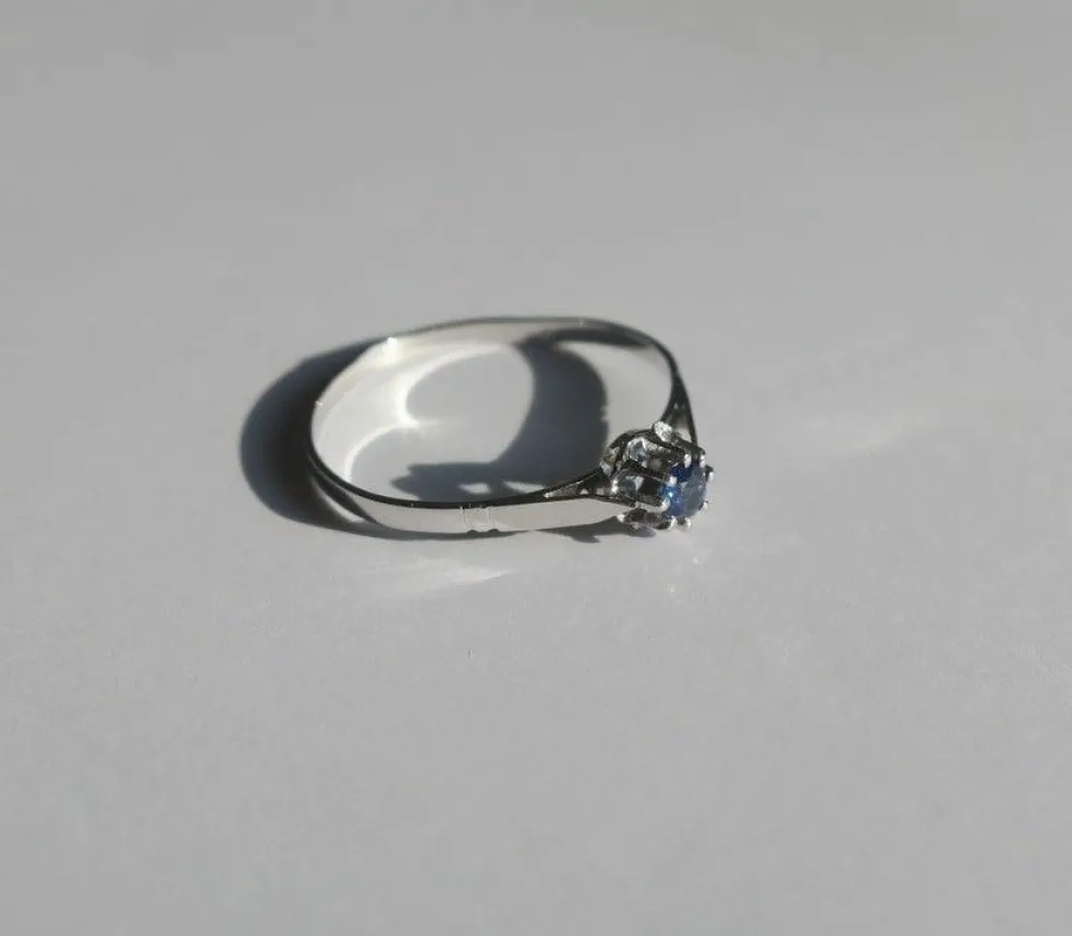 Bague solitaire saphir or blanc et platine