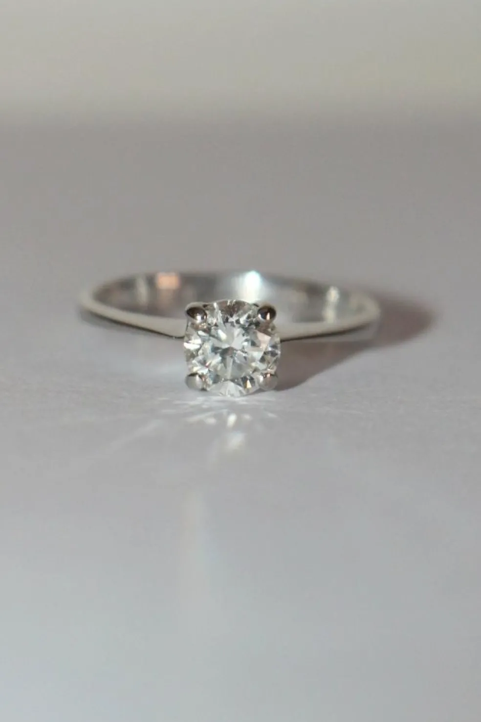 Bague Solitaire Sur Or Blanc