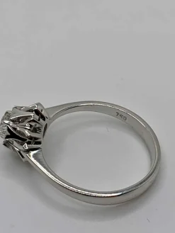 Bague solitaire vintage
