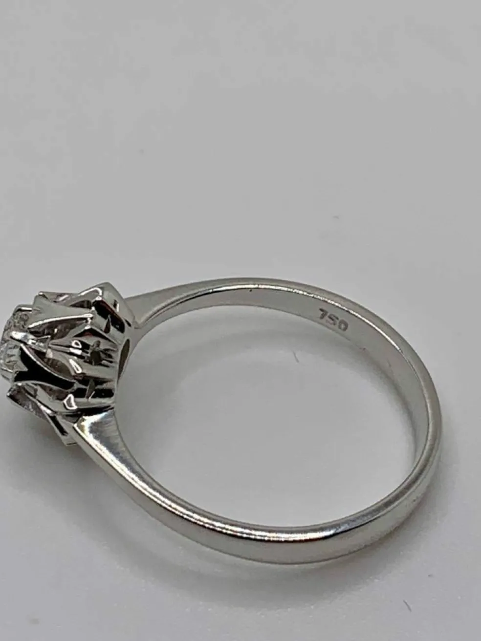 Bague solitaire vintage