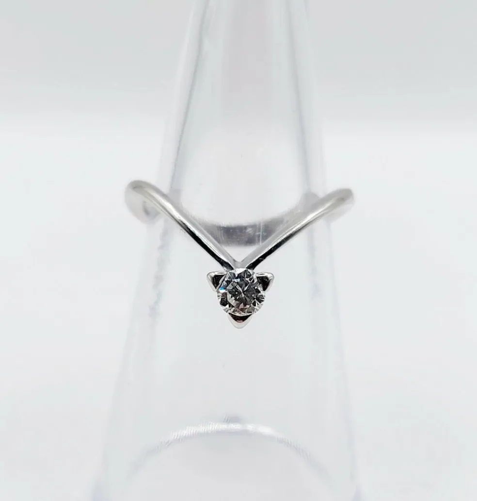 Bague solitaire vintage or blanc diamant taille brillant 0,20 carat