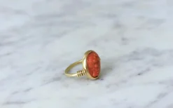 Bague style antique camée corail