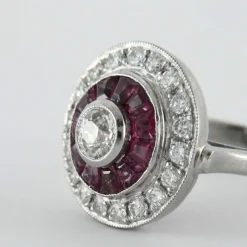 Bague style Art Déco Diamants et Rubis