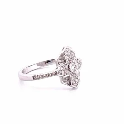 Bague style art déco en or blanc 18 carats et diamants