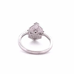 Bague style art déco en or blanc 18 carats et diamants