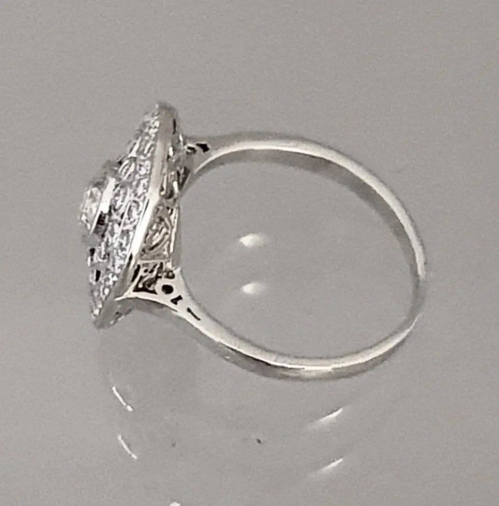 Bague Style Art Déco Octogonale Diamants Or Blanc