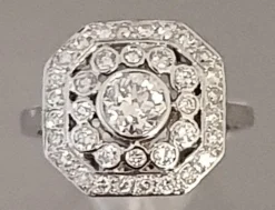 Bague Style Art Déco Octogonale Diamants Or Blanc