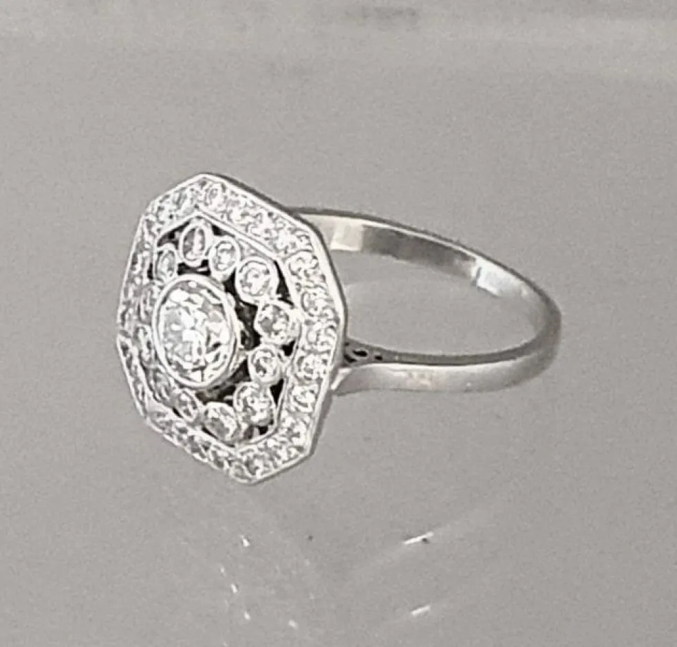Bague Style Art Déco Octogonale Diamants Or Blanc