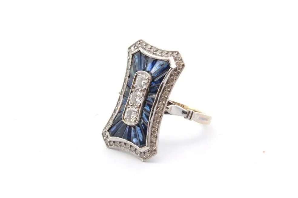 Bague style Art Déco Or blanc Saphirs Diamants