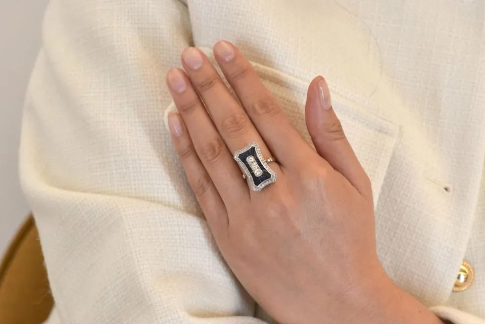 Bague style Art Déco Or blanc Saphirs Diamants