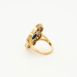 Bague Style Art Déco or jaune platine diamants saphir