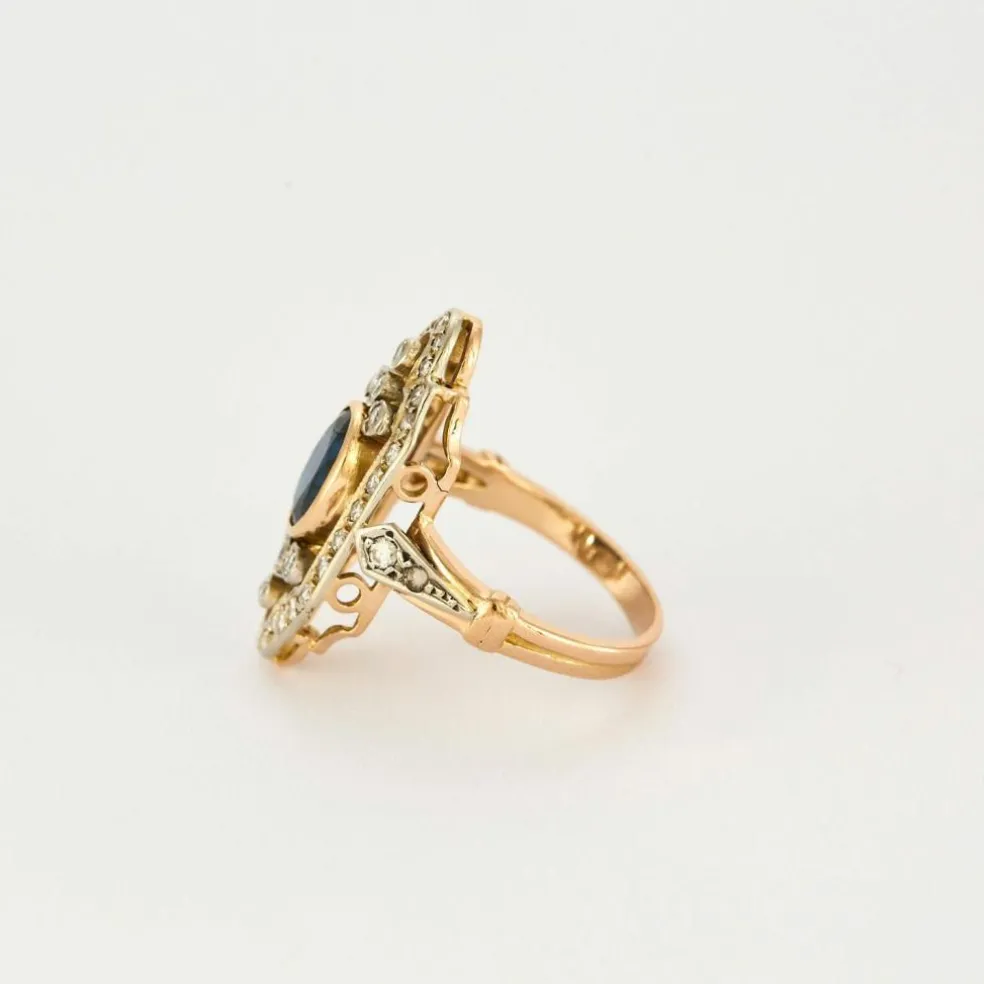 Bague Style Art Déco or jaune et blanc Saphir et Diamants