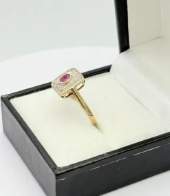 Bague style Art Déco or, rubis, diamants taille rose