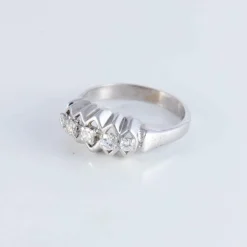 Bague Style Jarretière 5 Diamants