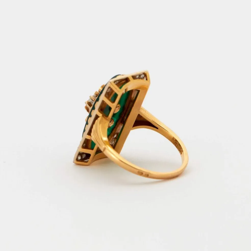 Bague style Napoléon III Diamants Or Jaune Agate Verte