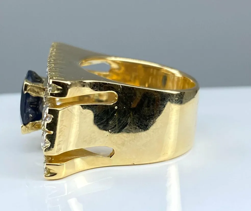 Bague style Tank diamants et saphir