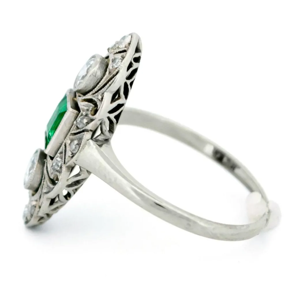 Bague taille marquise diamant émeraude platine