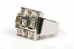 Bague "tank" Art Déco en or blanc sertie de diamants