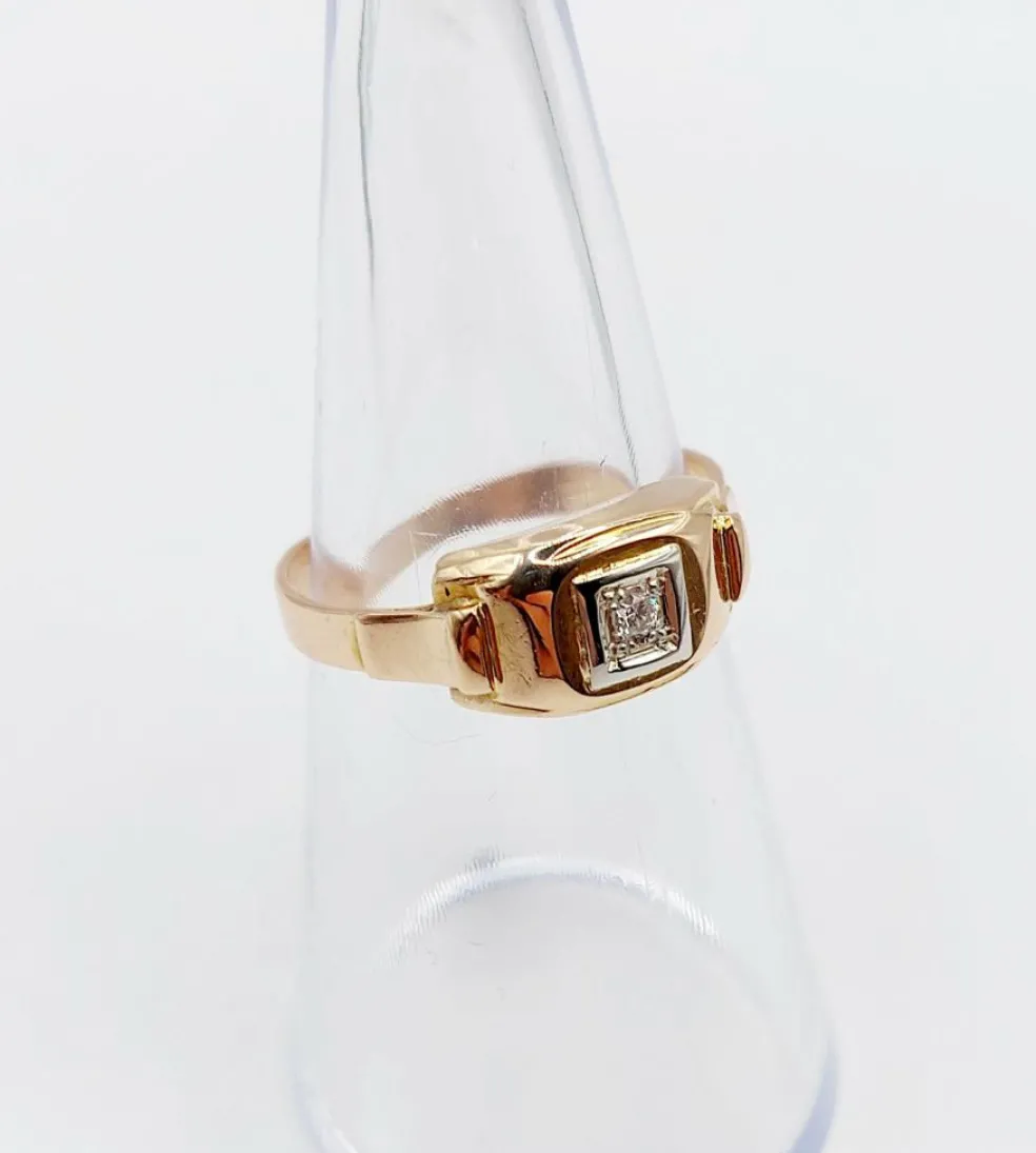 Bague Tank Art Déco or rose, petit diamant et monture géométrique (circa 1950)