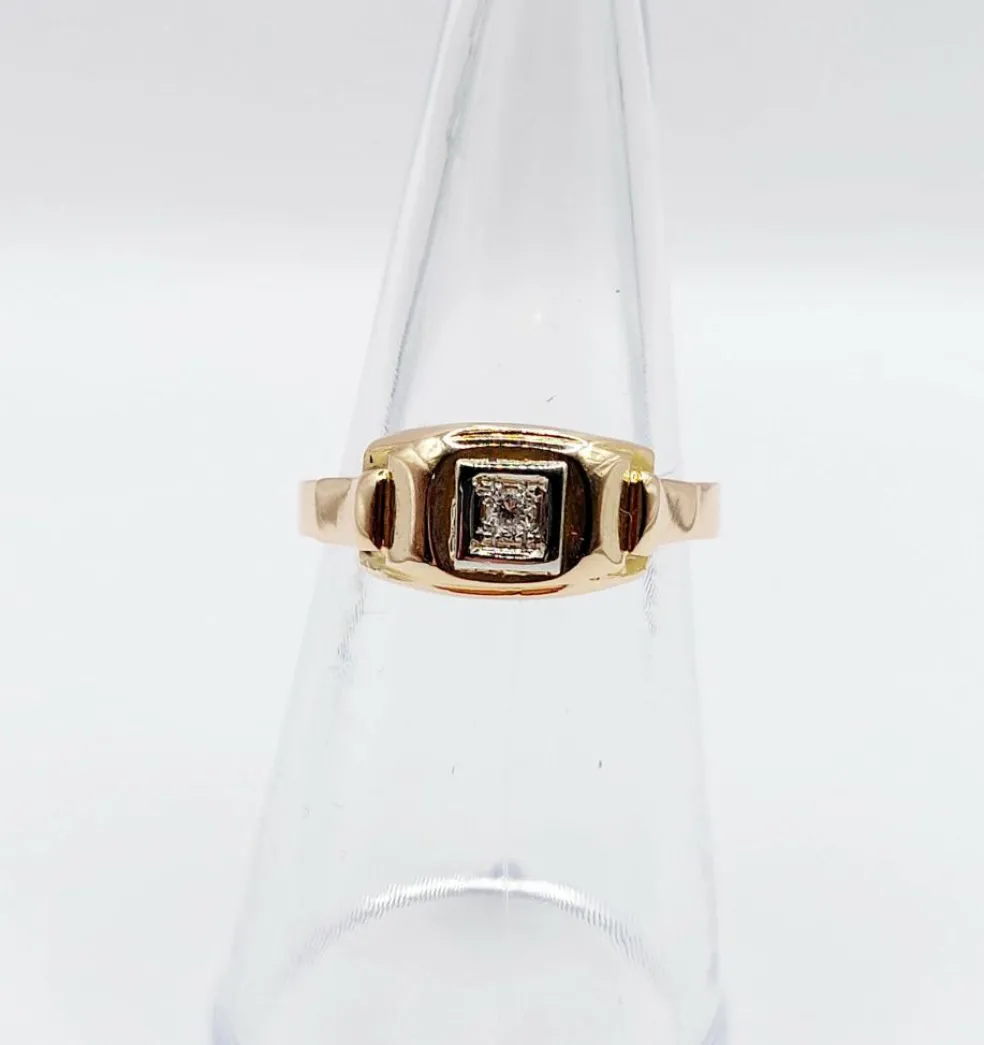 Bague Tank Art Déco or rose, petit diamant et monture géométrique (circa 1950)