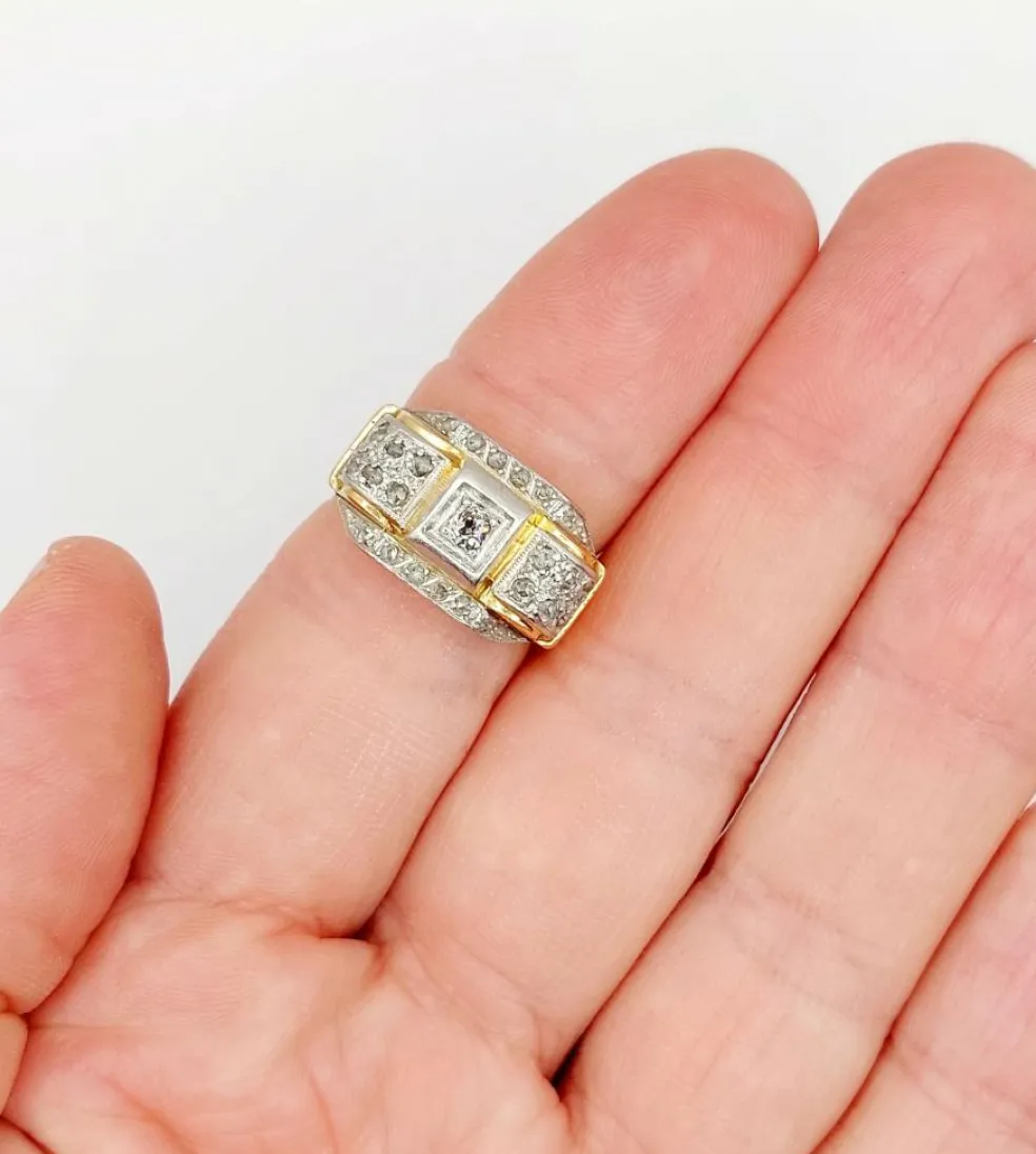 Bague tank art deco or jaune 18k et platine ornée de diamants