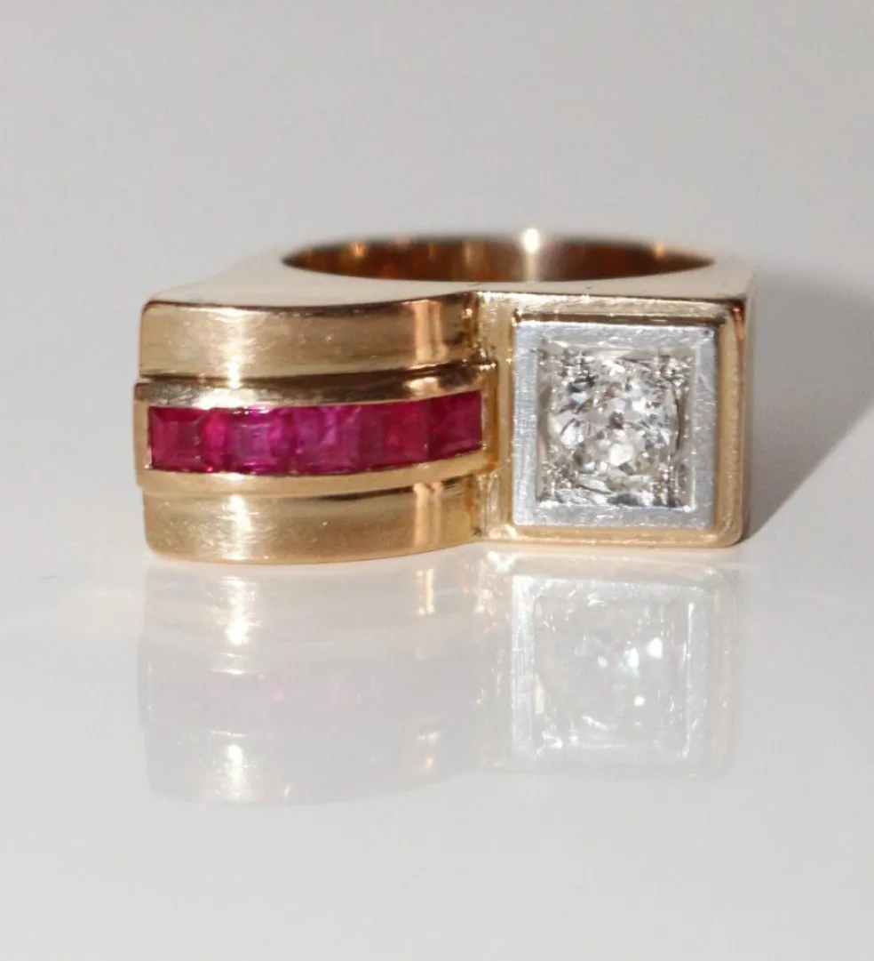 Bague Tank Diamant Et Pierres Rouges