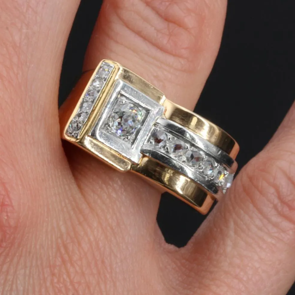 Bague tank diamants asymétrique