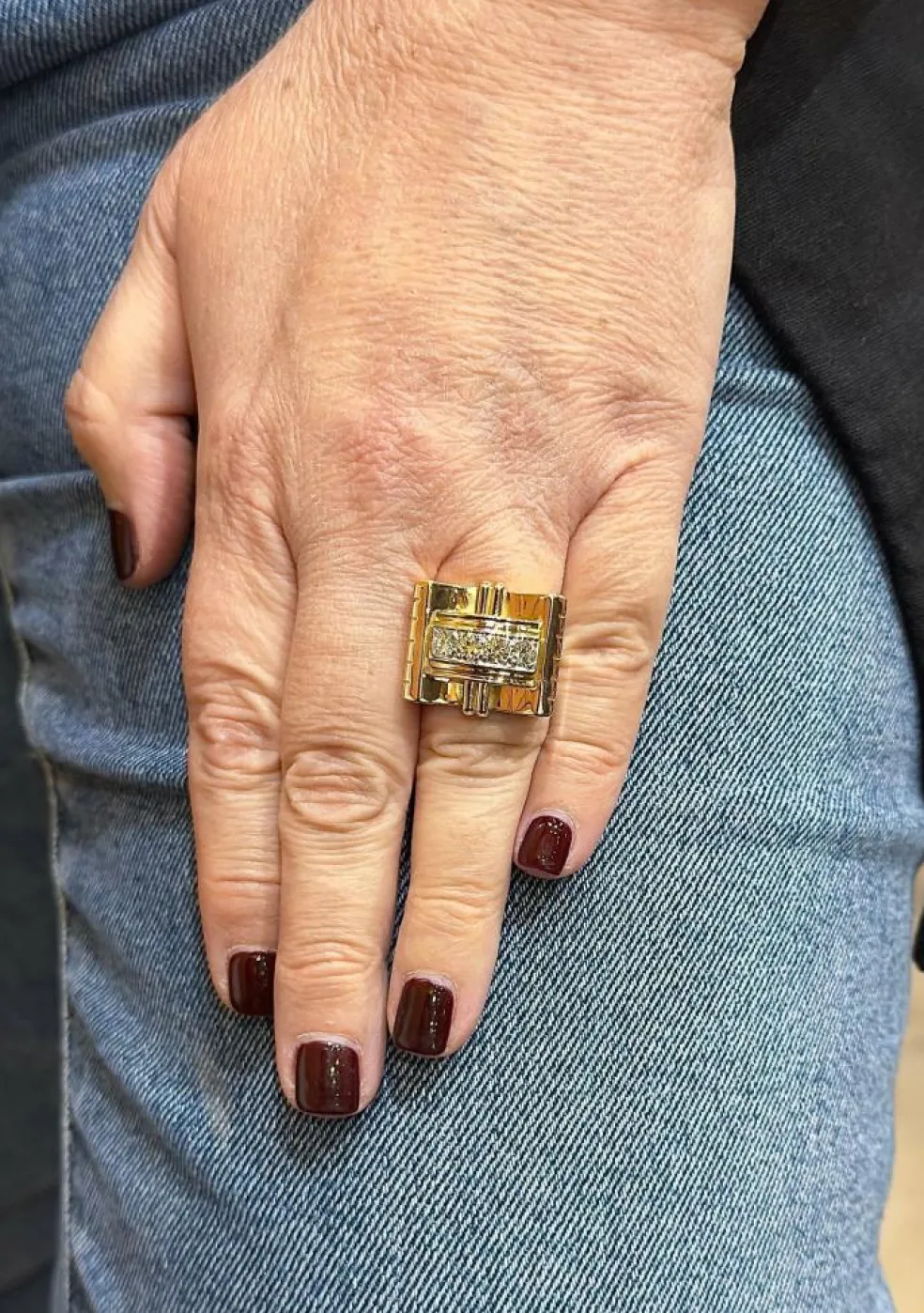 Bague tank en or 18 carats et diamants