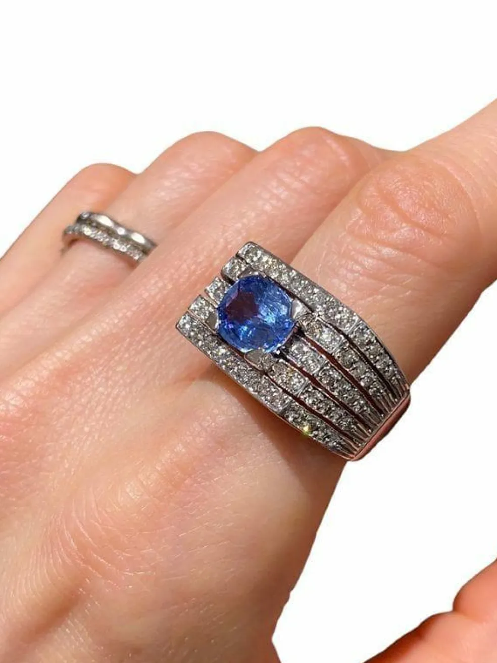 Bague Tank en or blanc saphir et diamants