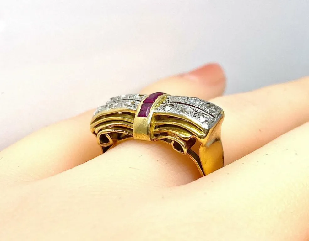 Bague Tank en or jaune 18 carats et diamants, vers 1930/1940