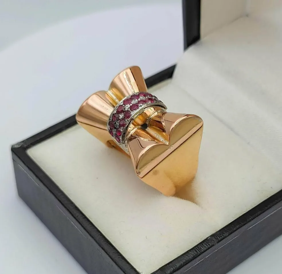Bague tank noeud vintage rubis